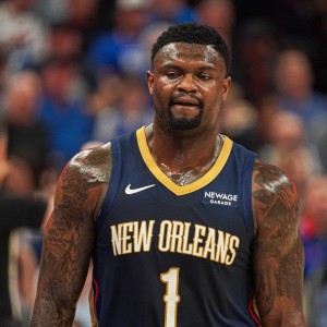 半岛体育入口-脆但不菜！锡安半场8中8独得21分5助 罚球8中5